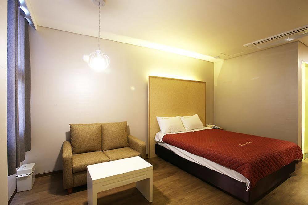 K City Hotel โซล ภายนอก รูปภาพ